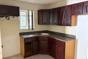 136-24 220th St, Springfield Gardens, NY 11413 - Photo 2