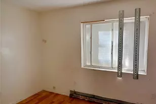 136-24 220th St, Springfield Gardens, NY 11413 - Photo 6