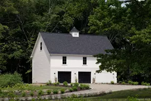 296-302 Stanford Rd, Millbrook, NY 12545 - Photo 2