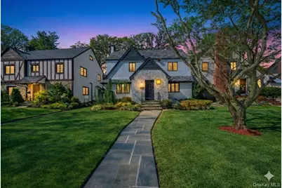 54 Vernon Parkway, Mount Vernon, NY 10552 - Photo 2