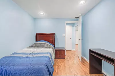 1000 Oakfield Avenue, North Bellmore, NY 11710 - Photo 20