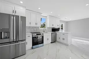 10 Curlin Ln, Saint James, NY 11780 - Photo 8