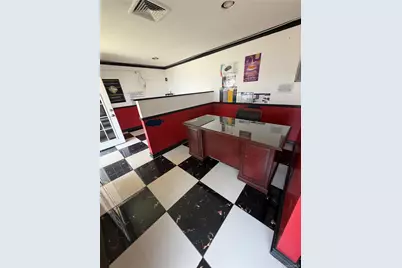 7051 Queens Boulevard, Woodside, NY 11377 - Photo 8