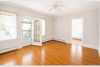 15 W Walnut Street, Long Beach, NY 11561 - Photo 4
