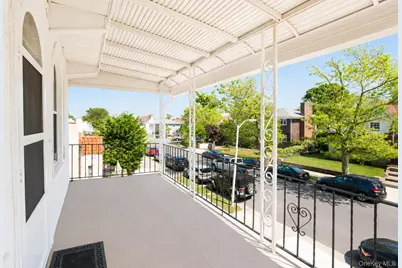 15 W Walnut Street, Long Beach, NY 11561 - Photo 26