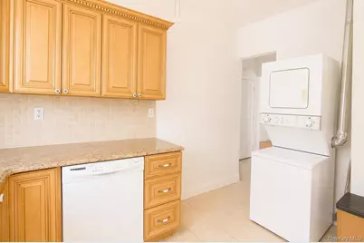 15 W Walnut Street, Long Beach, NY 11561 - Photo 18