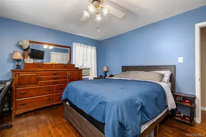 145 W Lido Prom, Lindenhurst, NY 11757 - Photo 16