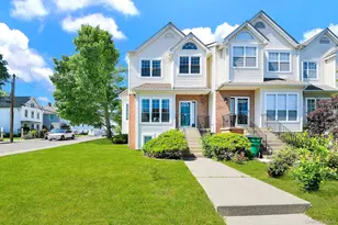 361 Verplanck Ave, Beacon, NY 12508 - Photo 2