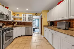 31 Sherwood Dr, East Islip, NY 11730 - Photo 2
