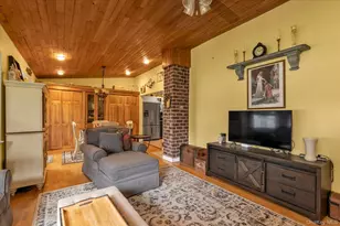 31 Sherwood Dr, East Islip, NY 11730 - Photo 8