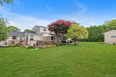 31 Sherwood Drive, East Islip, NY 11730 - Photo 22
