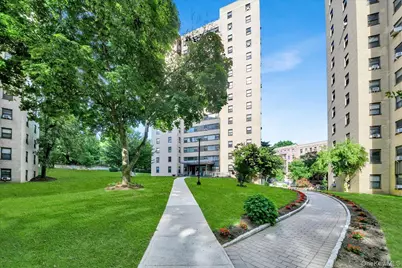 6 Fordham Hill Oval #10A, Bronx, NY 10468 - Photo 2