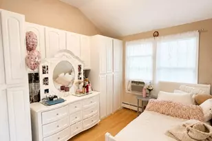 110 Roosevelt Ave, Inwood, NY 11096 - Photo 14