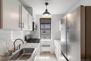 2420 Morris Ave, Bronx, NY 10468 - Photo 4