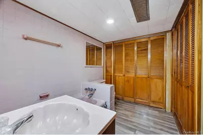 13715 169th Street, Jamaica, NY 11434 - Photo 26