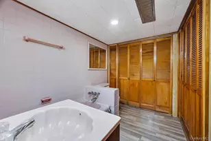 137-15 169th St, Jamaica, NY 11434 - Photo 26