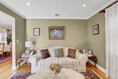 32 Celler Avenue, New Hyde Park, NY 11040 - Photo 6