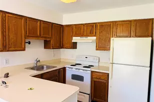15 Pond Dr W, Rhinebeck, NY 12572 - Photo 2