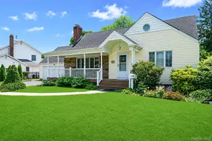 108 Ketewamoke Ave, Babylon, NY 11702 - Photo 2