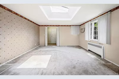 108 Ketewamoke Avenue, Babylon, NY 11702 - Photo 18