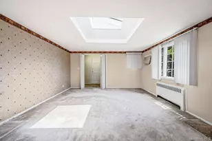 108 Ketewamoke Ave, Babylon, NY 11702 - Photo 18