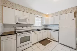 108 Ketewamoke Ave, Babylon, NY 11702 - Photo 12