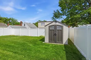 10 Everett St, Valley Stream, NY 11580 - Photo 20