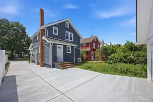 107 E St Marks Pl, Valley Stream, NY 11580 - Photo 20