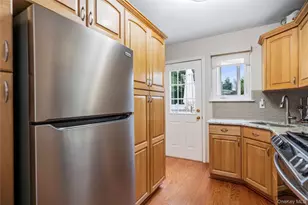 90 W 14th St, Deer Park, NY 11729 - Photo 12