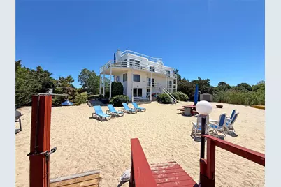 19 Cold Spring Court, Southampton, NY 11968 - Photo 4
