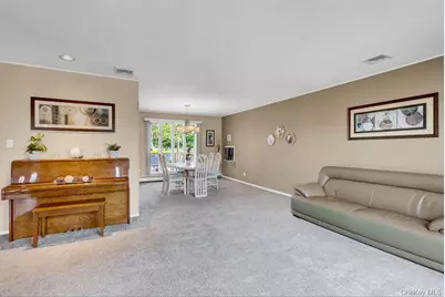 3987 Bayberry Lane, Seaford, NY 11783 - Photo 12