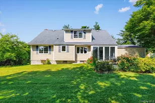22 Potters Ln, New Rochelle, NY 10805 - Photo 20