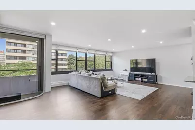 166-10 Powells Cove Boulevard #6C, Whitestone, NY 11357 - Photo 6