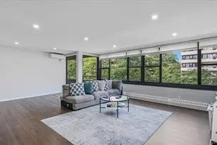 166-10 Powells Cove Blvd, Whitestone, NY 11357 - Photo 4