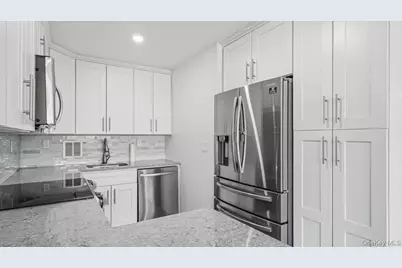 166-10 Powells Cove Boulevard #6C, Whitestone, NY 11357 - Photo 10