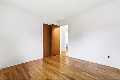 223 Newport Avenue, Tappan, NY 10983 - Photo 12