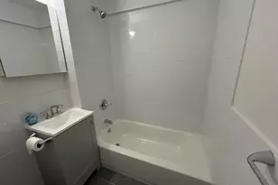 671 Bronx River Rd, Yonkers, NY 10704 - Photo 10