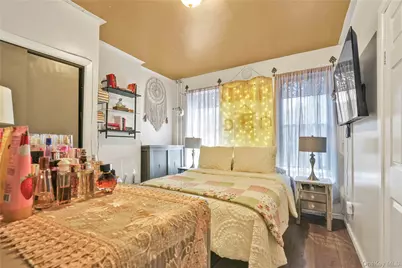 192 Hale Avenue, Brooklyn, NY 11208 - Photo 44