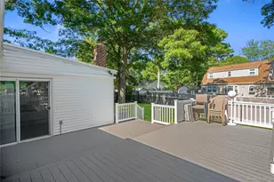35 Corbin Ave, Shirley, NY 11967 - Photo 36