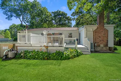 35 Corbin Avenue, Shirley, NY 11967 - Photo 32