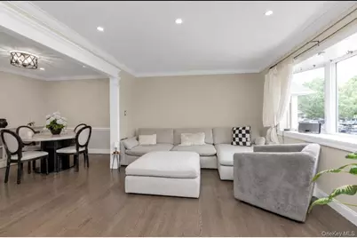 15535 Huron Street, Howard Beach, NY 11414 - Photo 8