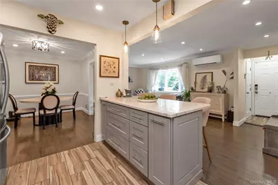 15535 Huron Street, Howard Beach, NY 11414 - Photo 4