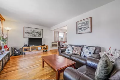 14615 27th Avenue, Flushing, NY 11354 - Photo 4