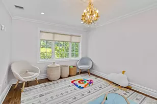 25 Bay Driveway, Manhasset, NY 11030 - Photo 22
