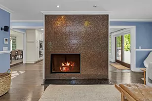 25 Bay Driveway, Manhasset, NY 11030 - Photo 8