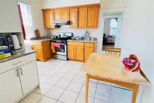 41-30 Warren St, Elmhurst, NY 11373 - Photo 4
