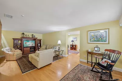 360 Birchwood Road, Medford, NY 11763 - Photo 8