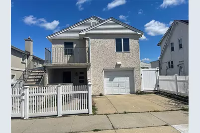 521 E Broadway #upper, Long Beach, NY 11561 - Photo 2