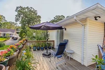 111 Brunswick Road, Ronkonkoma, NY 11779 - Photo 28