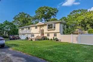 111 Brunswick Rd, Ronkonkoma, NY 11779 - Photo 4